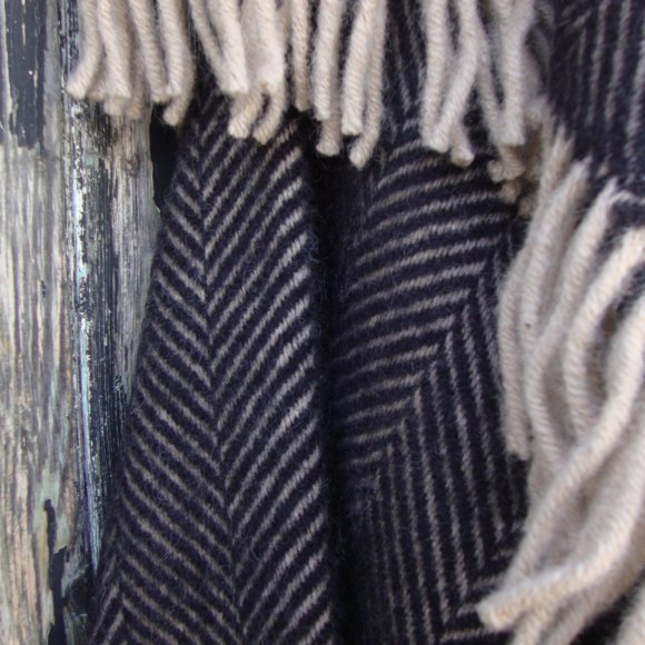 Vintage Herringbone Pure New Wool Blanket Throw 01