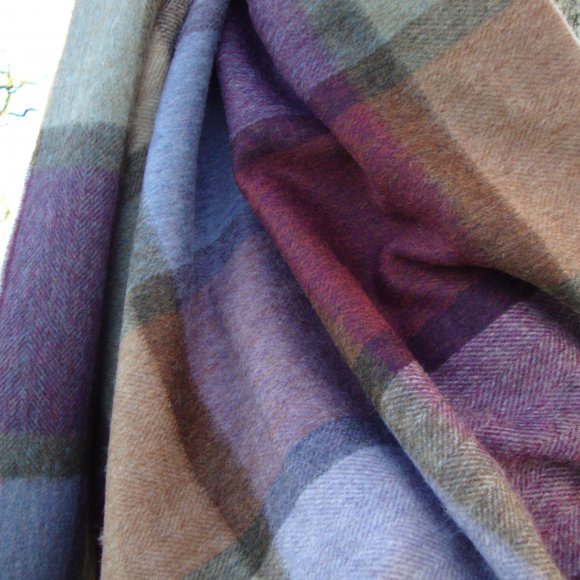 Pateley Damson Merino Lambswool Blanket Throw 01