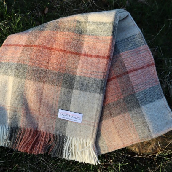 Skye Coral Check Shetland Wool Throw 02