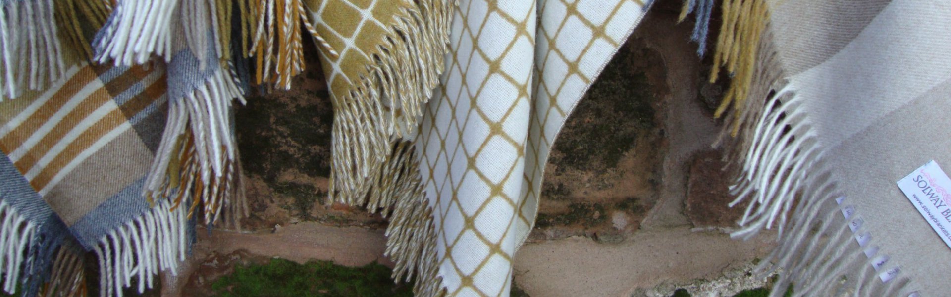 gold grey blankets hanging lifestyle 01
