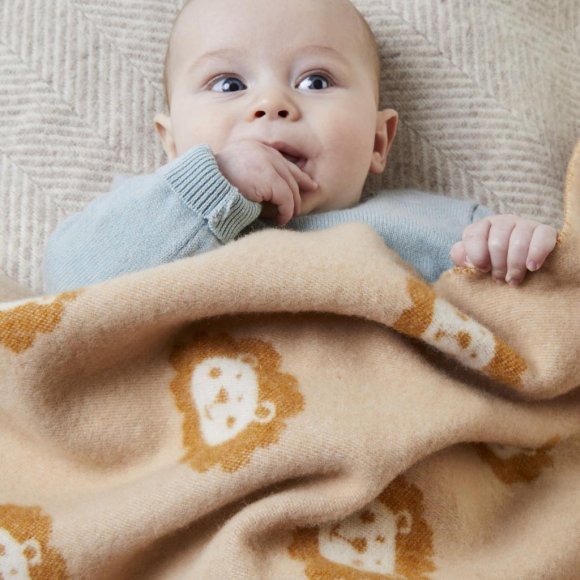 Baby Merino Blanket Lion Lifestyle