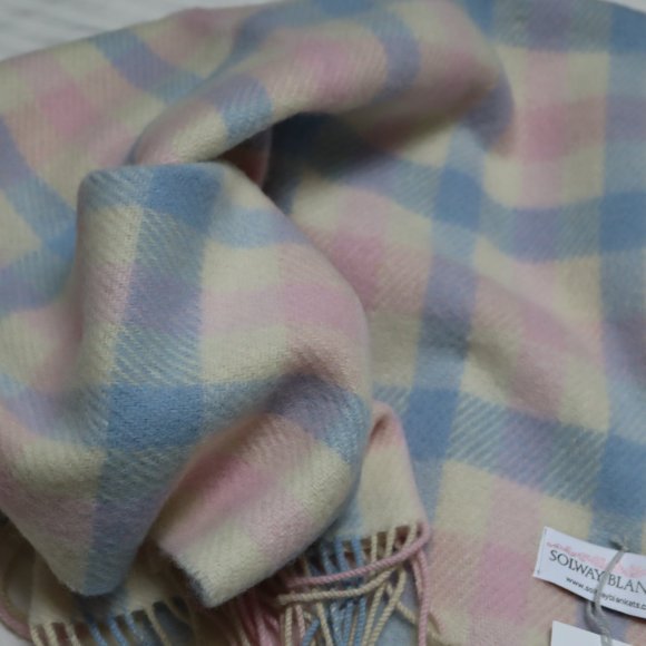 Limerick Unisex Check Pure Wool Baby Blanket 01