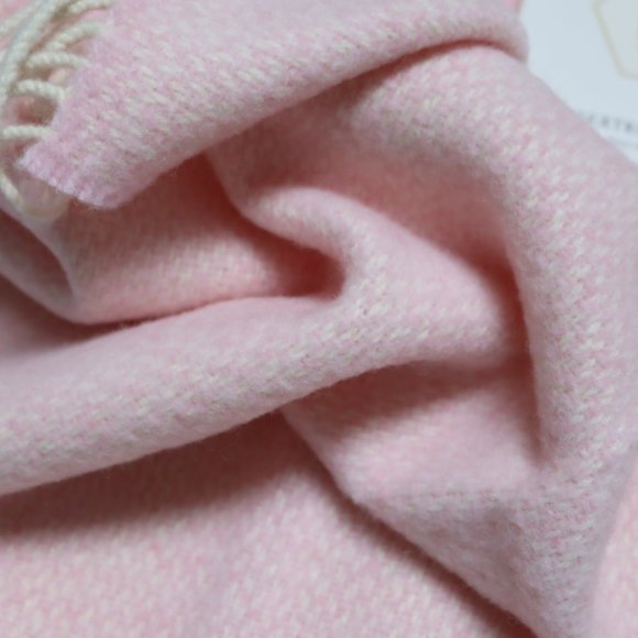 Naimh Pink Cashmere Baby Blanket 03