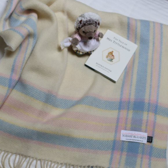 Tipperary Unisex Check Pure Wool Baby Blanket 01