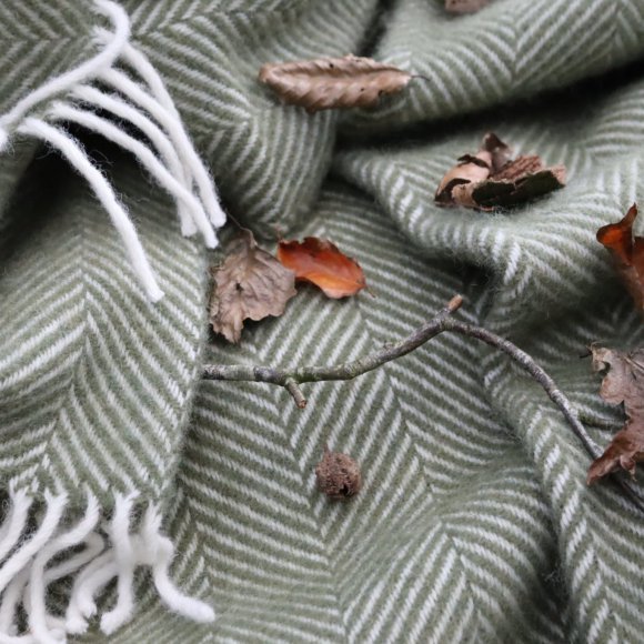 Olive Fishbone Pure New Wool Blanket Throw 01